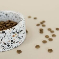 Kentucky Hondenvoerbak Terrazzo Stone Wit -Huisdierbenodigdheden kentucky 485a4863 a929523bbdd099ba1a676b6771a9e673 article photobook m.05f67e